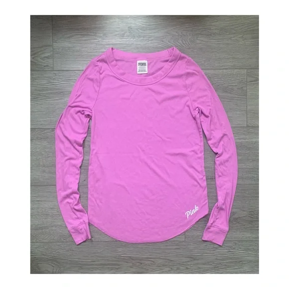✖️SOLD✖️VS PINK Long Sleeve - Picture 1 of 4